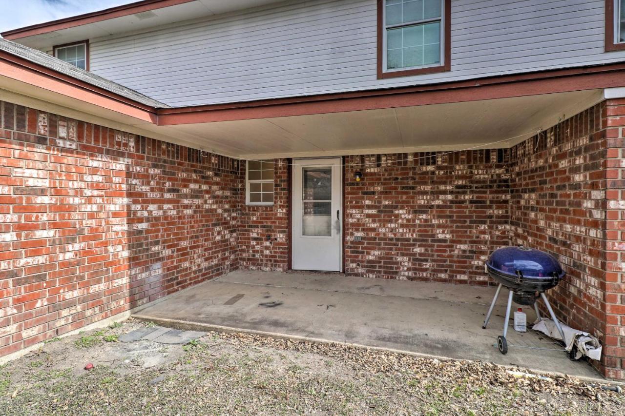 Killeen Apt Covered Patio And Charcoal Grill! Exterior photo